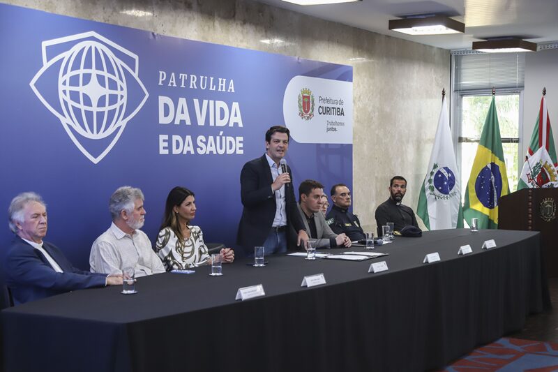 Guarda Municipal e Vigilância Sanitária atuam juntas para reforçar segurança nas unidades de saúde.