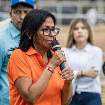 A ditadora interina da Venezuela, Delcy Rodríguez, falou com Lula na manhã desta sexta-feira (10) Imagem referente a matéria