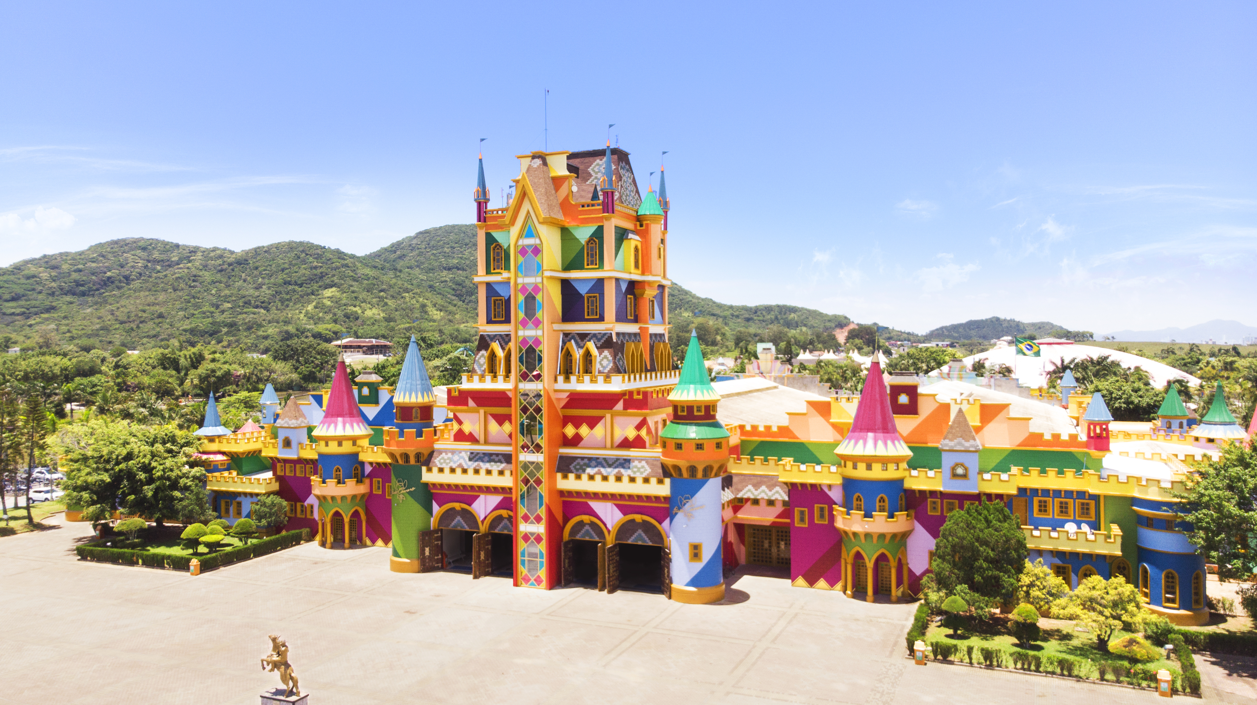 Beto Carrero World investe bilhões para criar complexo hoteleiro internacional em SC