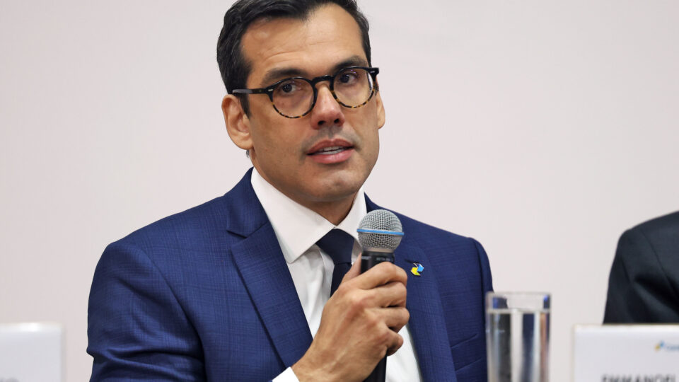 Prejuízo dos Correios triplica e chega a R$ 8,5 bilhões em 2025