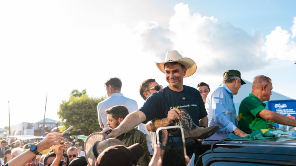Pré-candidatos visitam maior feira agrícola da AL; ausência de Lula reforça rejeição do setor