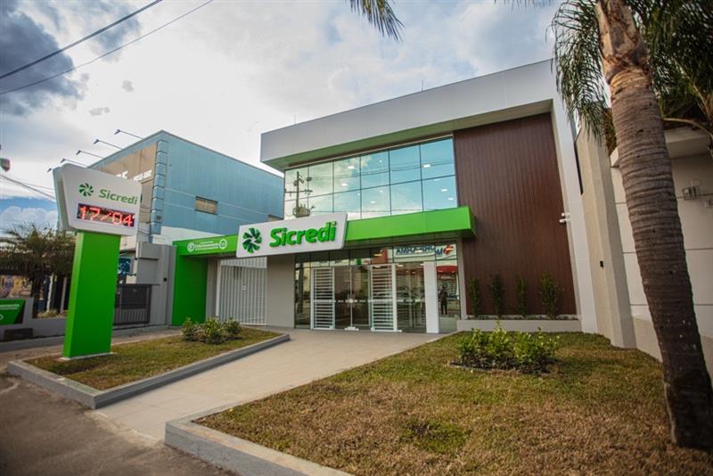 Sicredi acelera expansão e leva nova agência ao Fazendinha em Curitiba