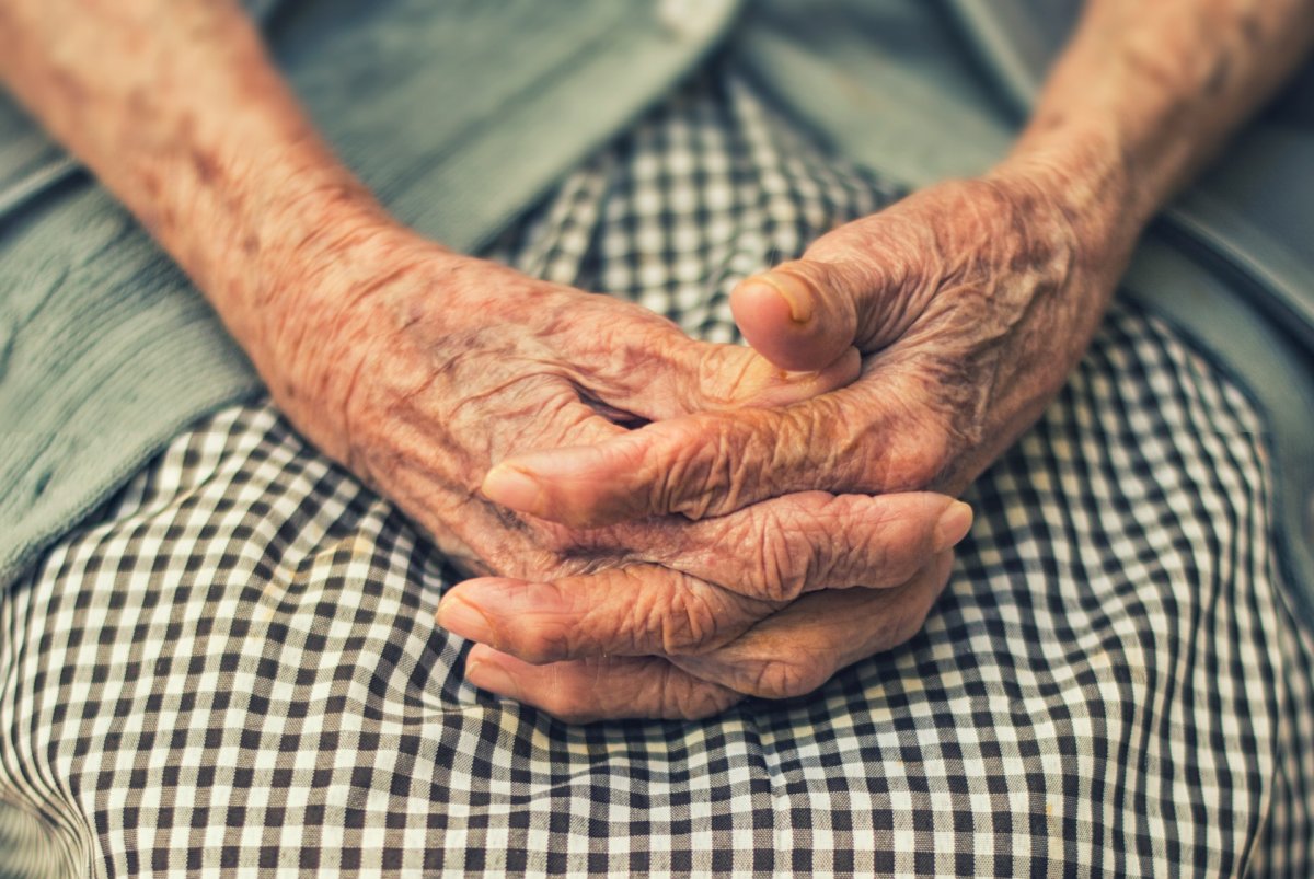 Número de paranaenses com mais de 60 anos superará em 2027 o de crianças e adolescentes de até 15 anos.