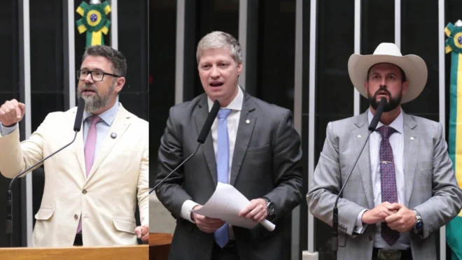 Plenário da Câmara dos Deputados durante sessão de votação em Brasília.