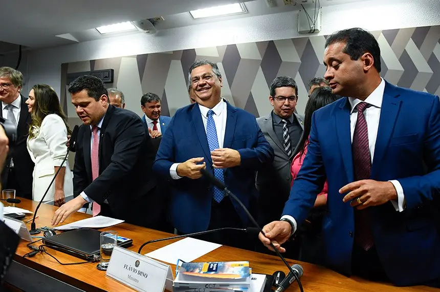 Flávio Dino enfrentou placar apertado, mas conseguiu ter sua indicação aprovada. 