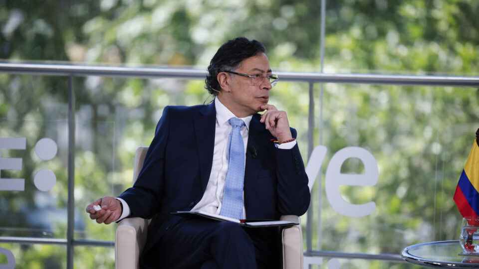 Onda de violência na Colômbia põe em xeque favoritismo da esquerda na eleição