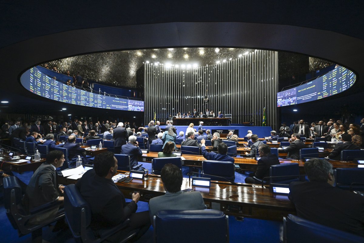 Senado ganha peso na eleição com crise no STF; o que mostram as pesquisas nos principais estados