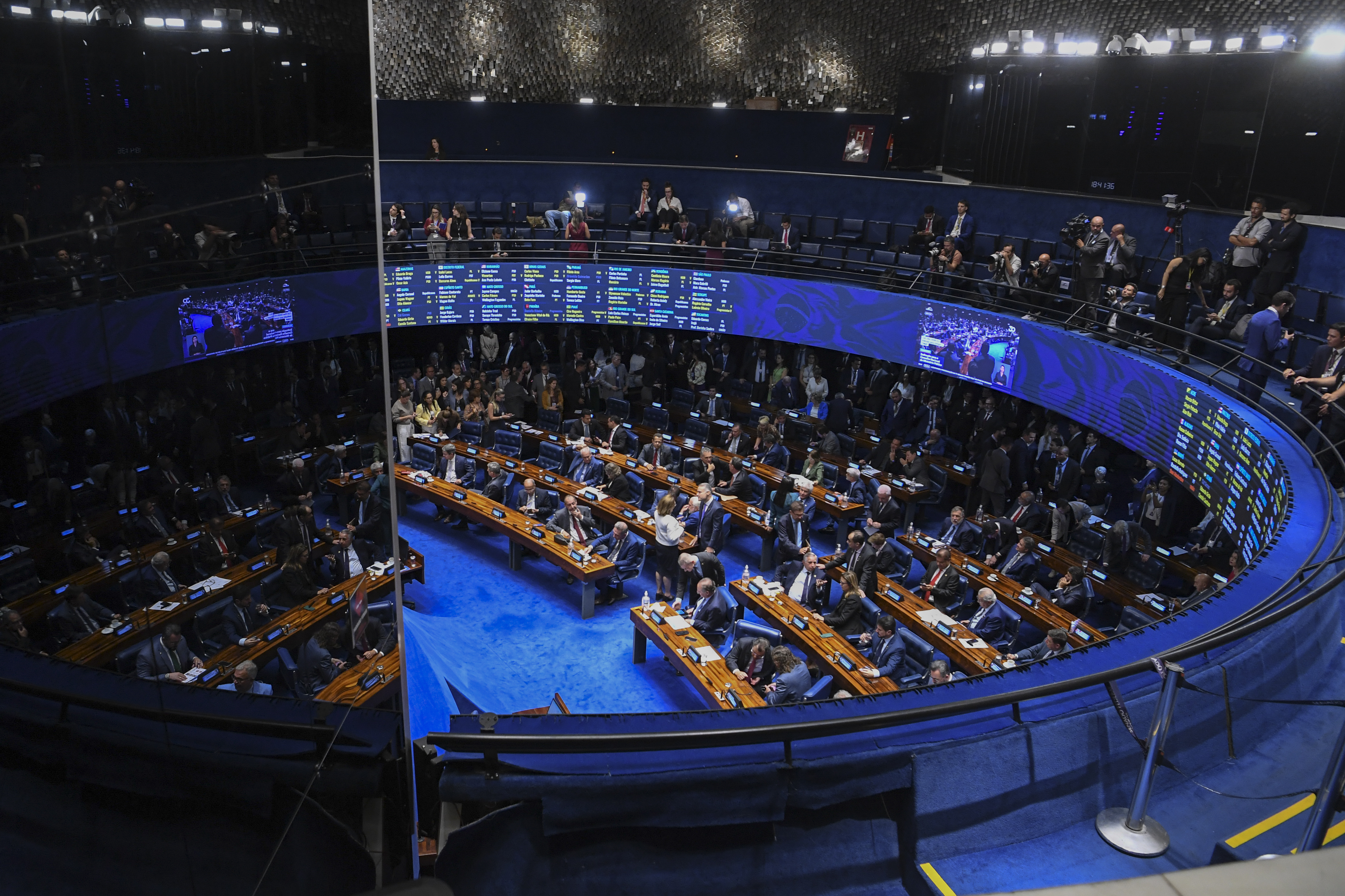 Como a derrubada do veto de Lula altera a pena de Jair Bolsonaro?