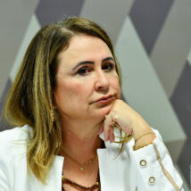 Kátia Abreu se retrata após post sobre Alcolumbre com citação a judeus e Judas