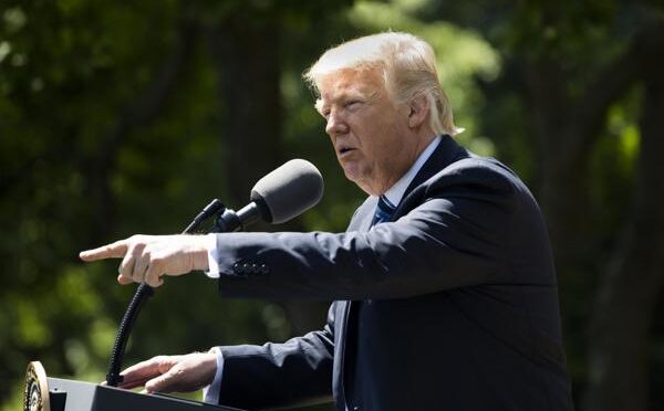 Trump retira 5 mil soldados da Alemanha após líder dizer que Irã humilhou EUA