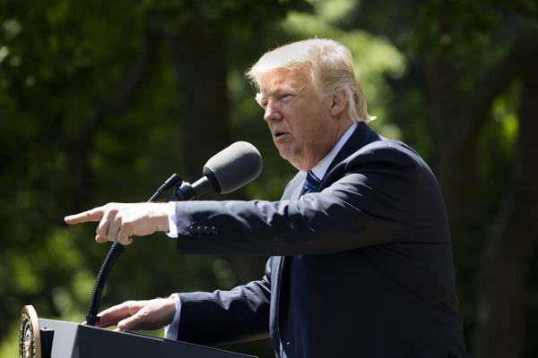 Trump retira 5 mil soldados da Alemanha após líder dizer que Irã humilhou EUA