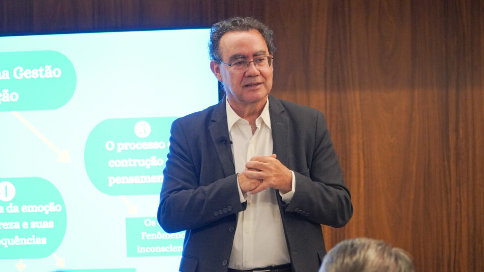 Augusto Cury defende fim de indicação presidencial ao STF