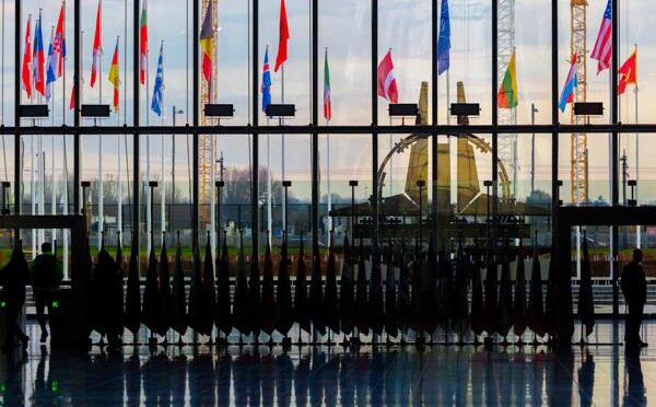 Alemanha e Otan reagem à retirada de tropas dos EUA e defendem reforço das defesas europeias