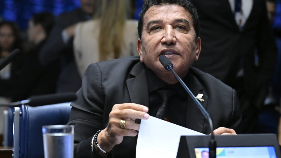 Quem é o senador acusado de agredir uma técnica de enfermagem no DF?