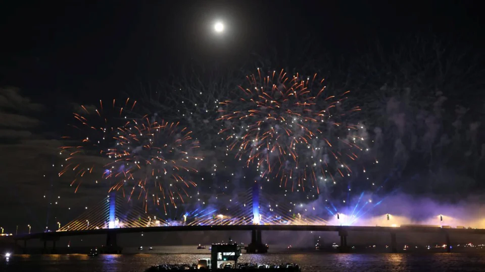 Evento de inauguração da Ponte de Guaratuba