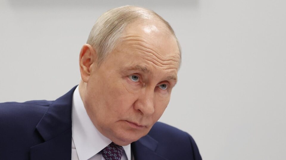 Com medo de golpe de Estado e de ser morto, Putin reforça segurança pessoal e de assessores