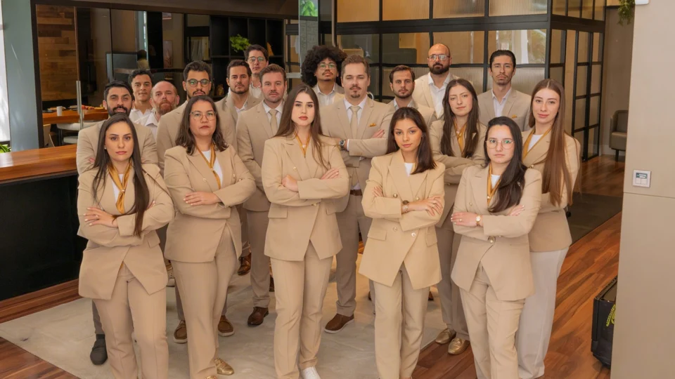 Equipe Golden Brasil: especialistas que unem conhecimento técnico, operação real e atendimento próximo para entregar segurança e transparência aos investidore