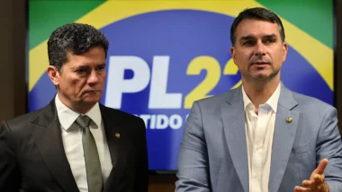 Flávio Bolsonaro no Paraná