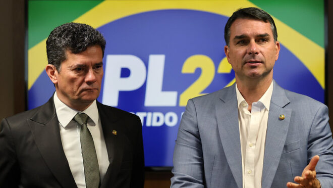 Flávio Bolsonaro visita o Paraná no final de maio