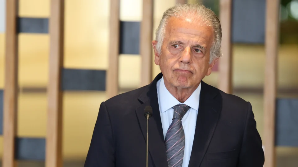 Múcio se reúne com Alcolumbre e diz que “não é hora” de nova indicação ao STF