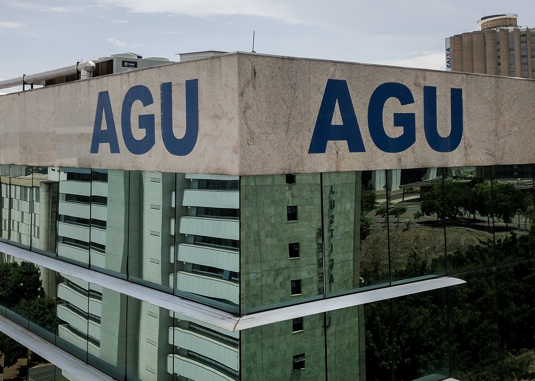 AGU amplia auxílio-saúde para cobrir academia e despesas médicas de sogros