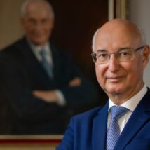Gandra afirma que a maioria dos magistrados da Corte atua de forma “mais ativista e intervencionista”, o que contraria a Democracia.