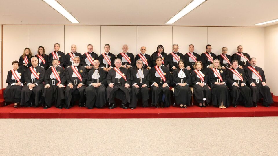 “Azuis” e “vermelhos”: como funcionam as alas ideológicas da Justiça do Trabalho
