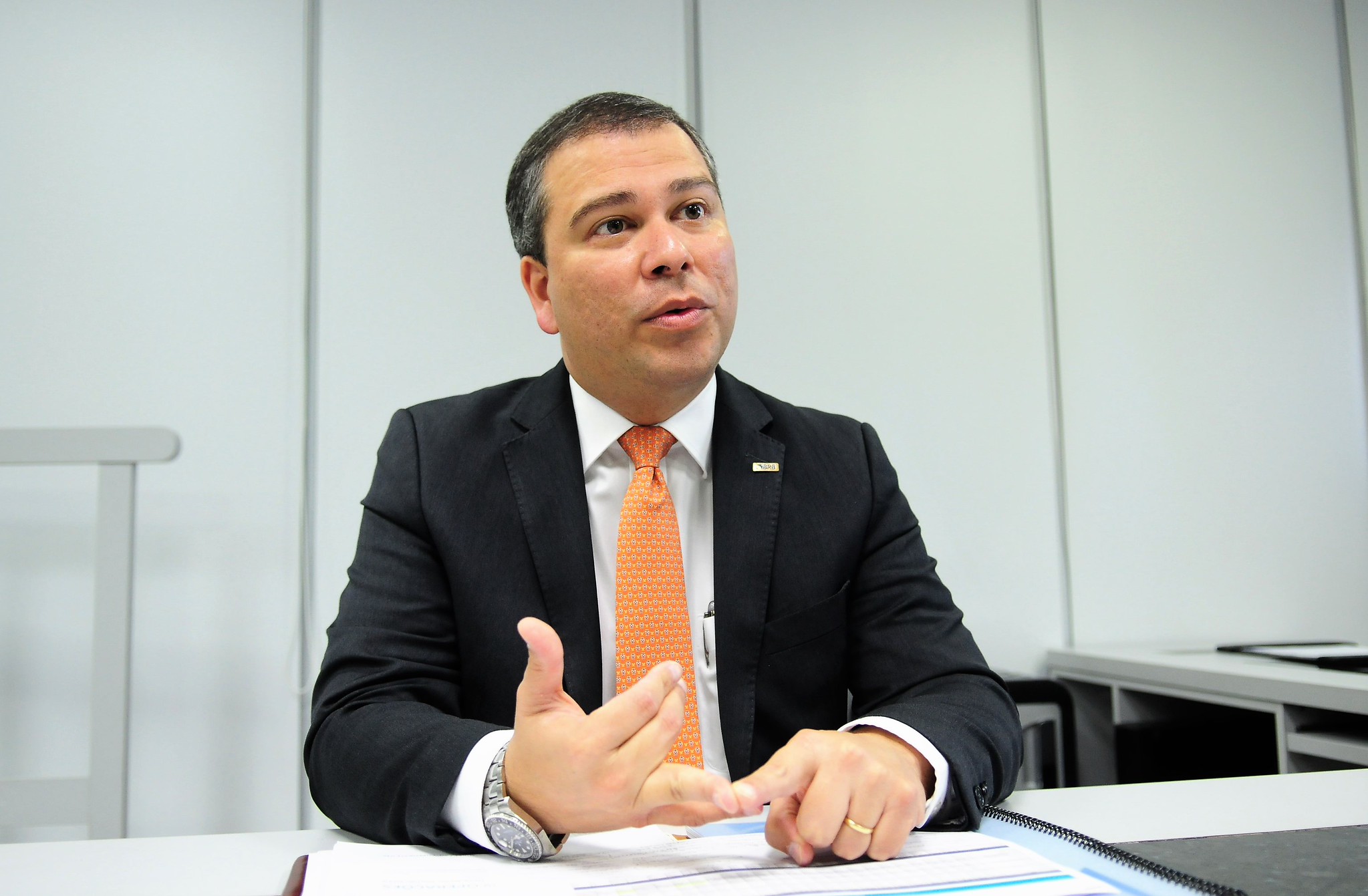 Transferência do ex-presidente do BRB para a Papudinha abre caminho para acordo de delação premiada no caso Master.