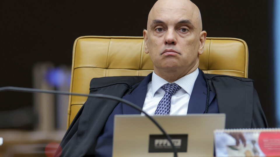 Moraes assume ações contra Lei da Dosimetria e cobra explicações de Lula e Congresso