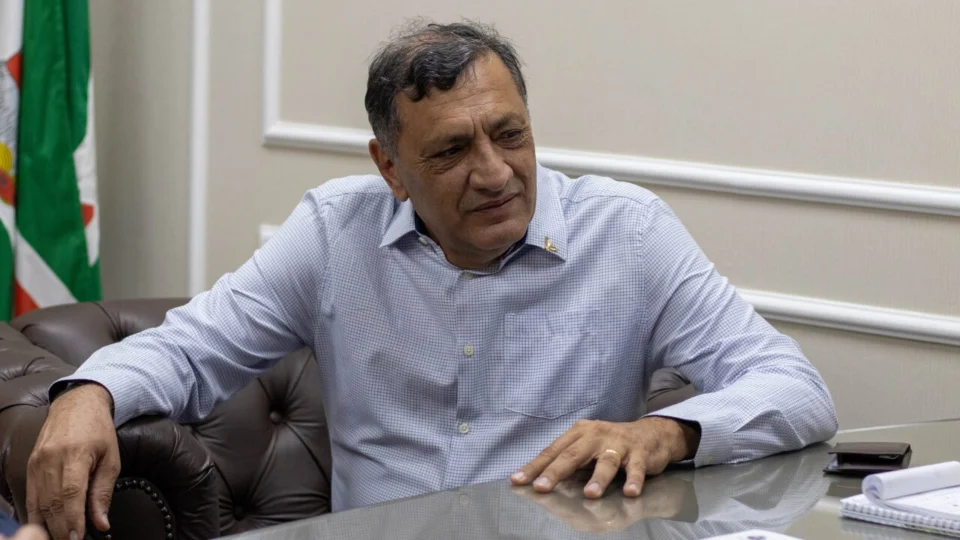 Chico Mendes: político voltou à Prefeitura de Diamantino em 2025, após 16 anos fora do cargo, com o apoio do PL e de Jair Bolsonaro