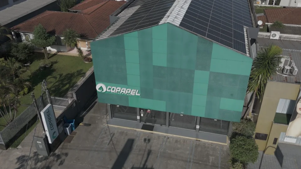 Centro de distribuição da Copapel reforça a operação logística que sustenta o crescimento da empresa, que já fatura mais de R$ 164 milhões e atende milhares de clientes no Sul do Brasil.