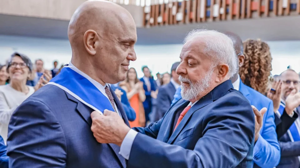 lula decretos censura alexandre de moraes