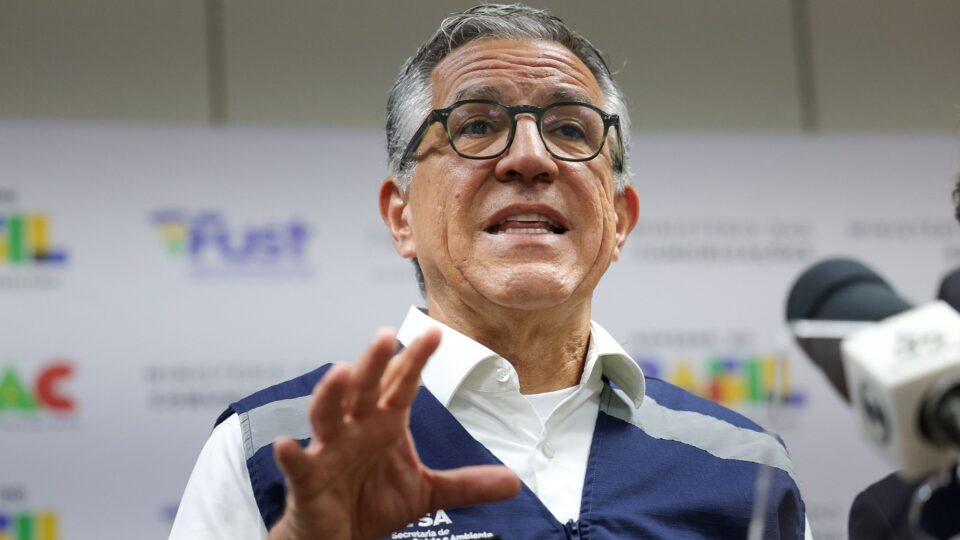 Ministro da Saúde ajuda a politizar caso da Ypê