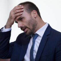 PGR pede condenação de Eduardo Bolsonaro por coação contra o STF