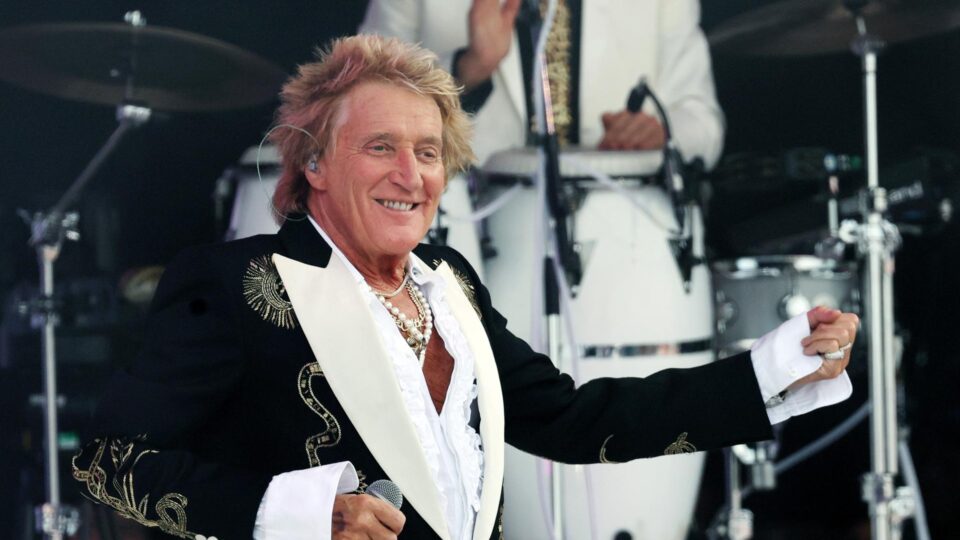 Rod Stewart parabeniza Charles III por alfinetada em Trump: “Colocou o canalha no seu devido lugar”