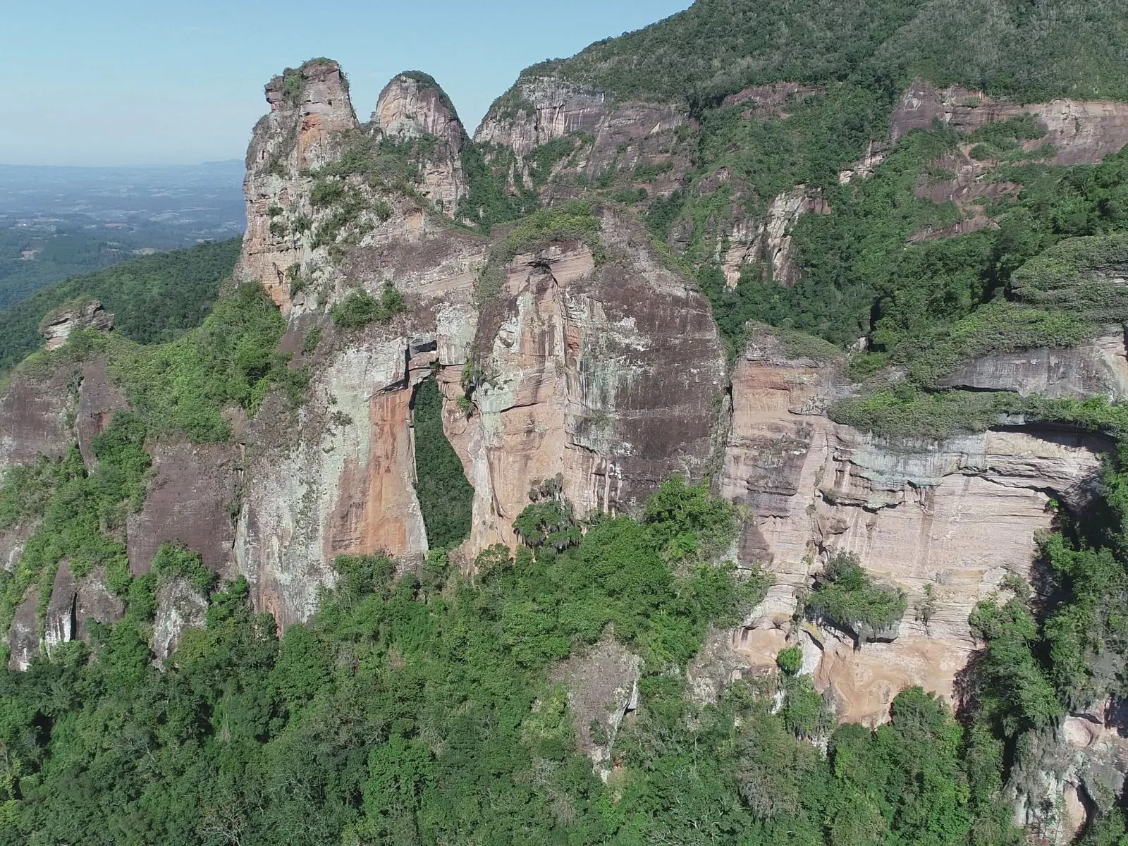 “Pirâmides sagradas” são opção de turismo em Santa Catarina 3 Monumento geológico da Serra Furada