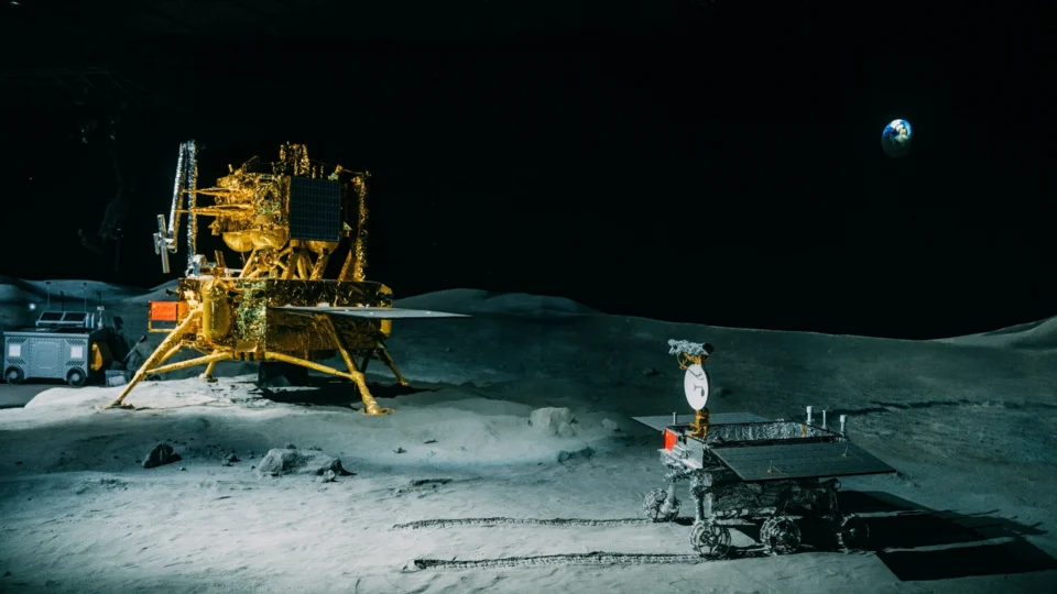 Base lunar.
