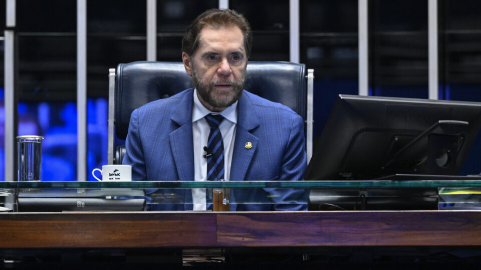 Relator adianta que rejeitará nova tentativa de “emenda Master” de Ciro Nogueira