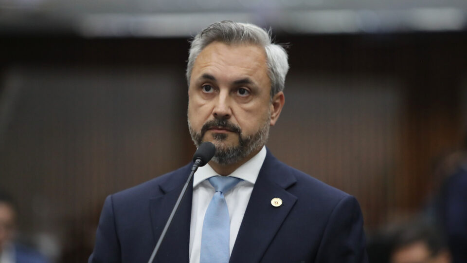 Deputado diz por que Renato Freitas, do PT, deve perder mandato; assista