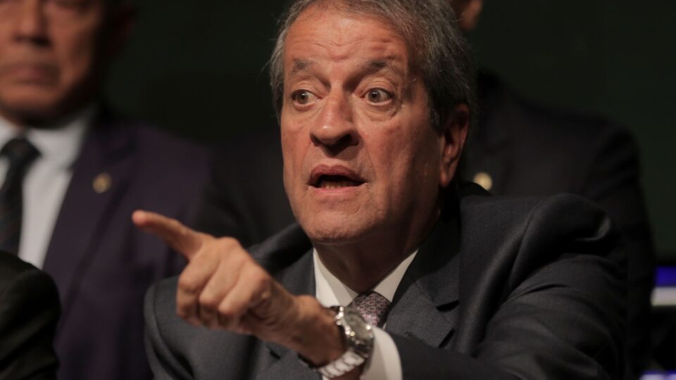 PL ainda quer Ciro Nogueira no palanque de Flávio Bolsonaro, diz Valdemar