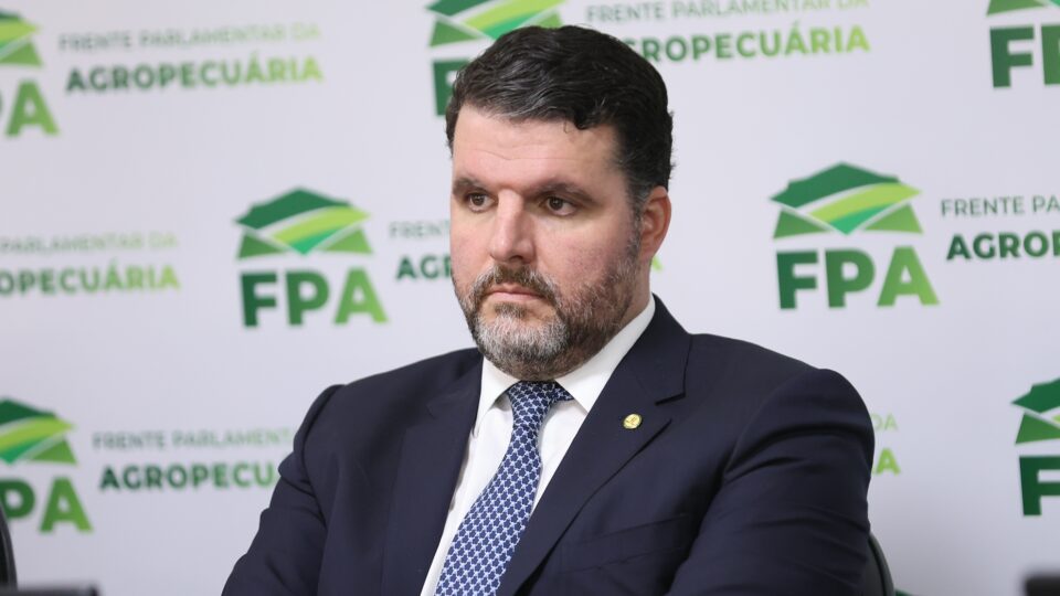 Lula falha em atender agronegócio e amplia tensão com produtores, critica deputado