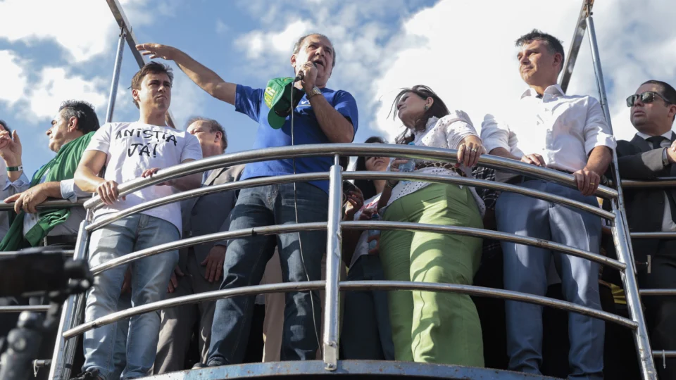 direita nikolas ferreira silas malafaia flavio bolsonaro