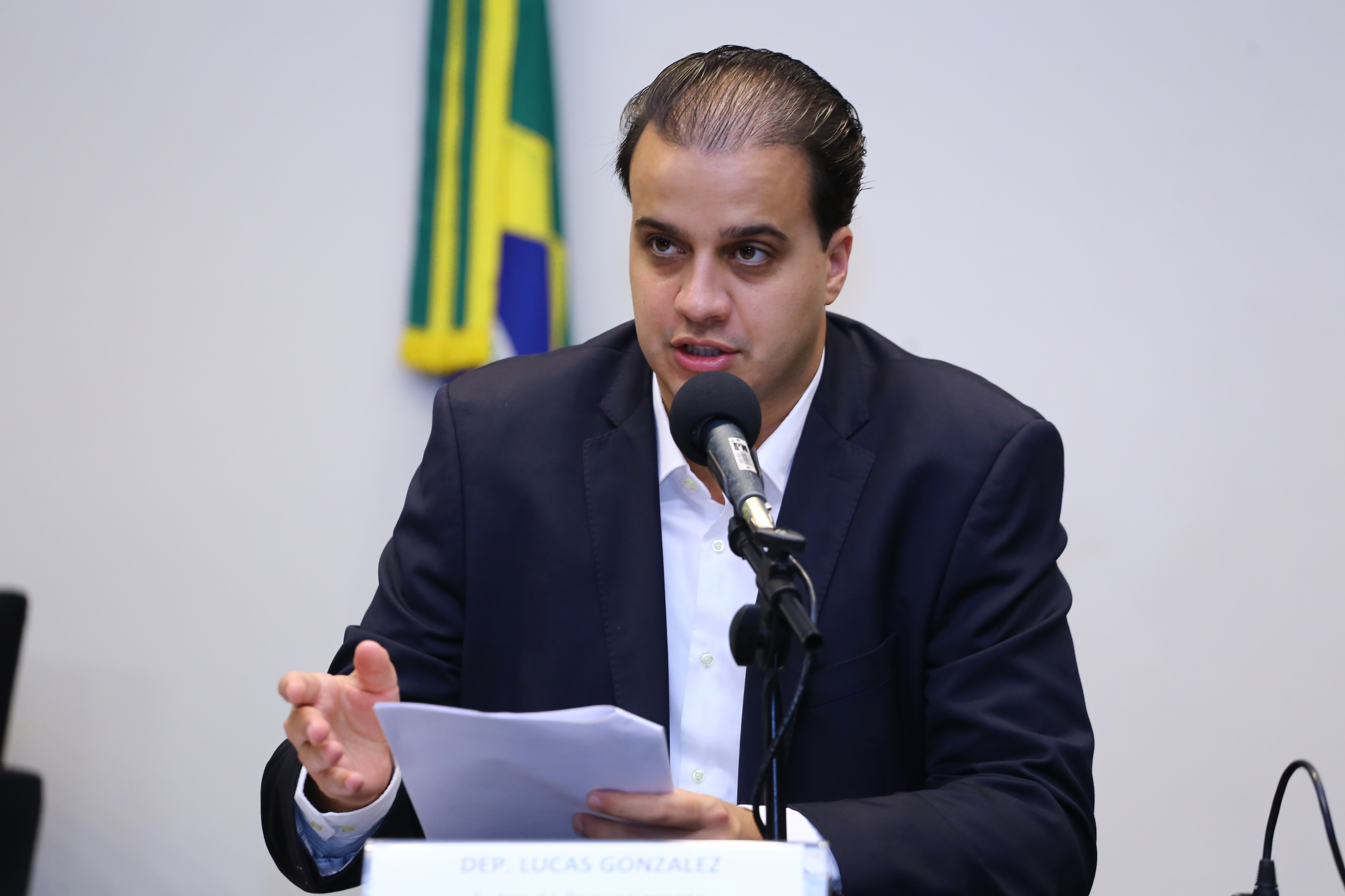 Pai de Vorcaro doou R$ 1 milhão ao Novo de MG