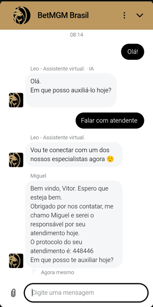 Captura de tela do suporte da BetMGM no chat ao vivo, respondendo a pergunta do usuário
