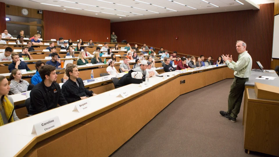 Alunos da Universidade de Princeton: fim das provas sem supervisão.