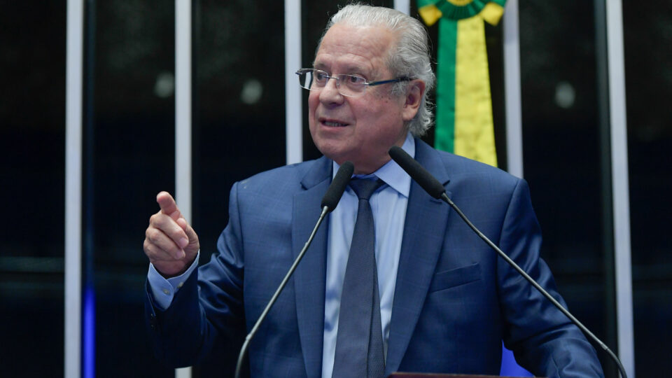 José Dirceu é diagnosticado com câncer