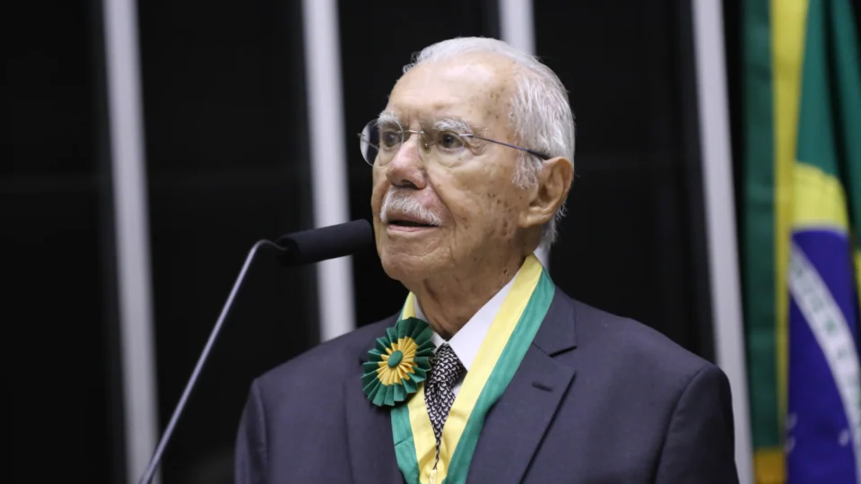 Sob a gestão de José Sarney, Senado barrou possibilidade de repetição de indicações.