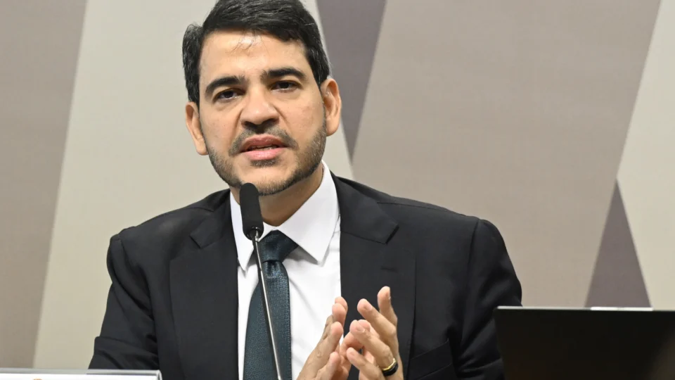 Ato baixado em 2010 pela mesa diretora veda expressamente nova análise de nome rejeitado no mesmo ano.