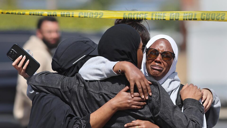 Ataque a tiros em mesquita nos EUA deixa três mortos