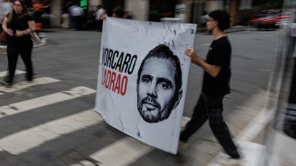 Investigadores cobram devolução de R$ 60 bilhões para validar delação de Vorcaro
